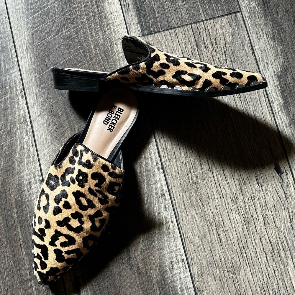 Bleecker & Bond Leopard Print Backless Flats Mule Shoes - Picture 2 of 4